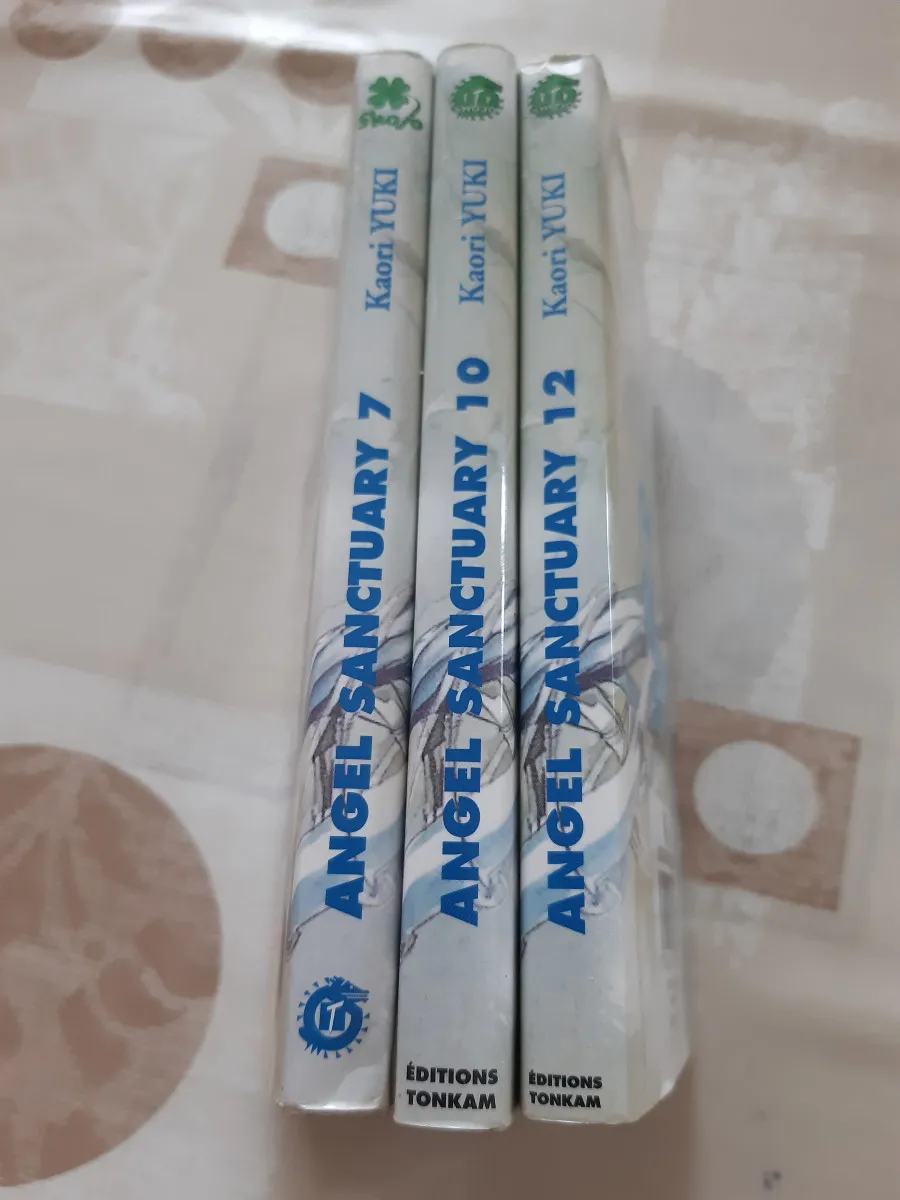 Lot 3 mangas - angel sanctuary - tomes 7, 10 et 12