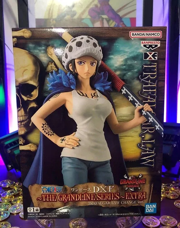 One piece - The Grandline series Extra Trafalgar Law Change version (female)