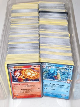 100 cartes Pokémon françaises