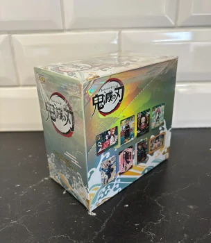 Display Demon Slayer 30 Boosters! 90 Cartes à collectionner!
