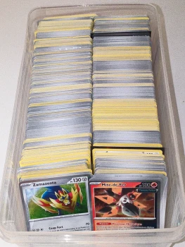 100 cartes Pokémon