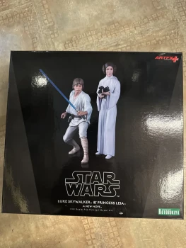 Boîte figurine star wars luke skywalker princess Leia neuf
