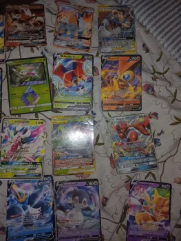 Carte pokemon :lurantis ,empoleon, shaymin, indeedee , celebi et venusaur,orbeetle,lycanroc,cobalion,victini,lucarion et melmetal,alakazam