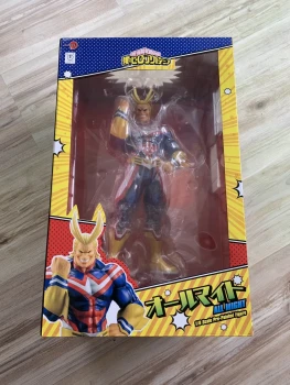 Figurine neuve all might J ARTFX J 1/8
