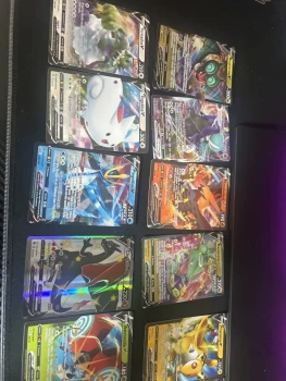 Lot de carte Pokémon V/Vmax donnez moi votre prix en pv