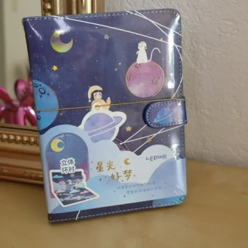 Carnet kawaii Lenwa espace étoiles papeterie japonaise