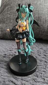 Figurine hatsune miku succube