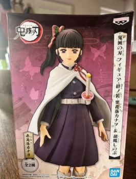 Figurine demon slayer Kanao