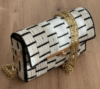 Sac tissé en laine - fait à la main