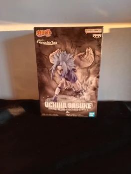 Figurine sasuke