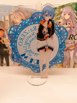 🌟 Figurine Acrylique Rem – Re:Zero (Veste de Subaru) 🌟