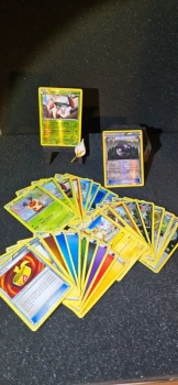Lot de cartes Pokemon