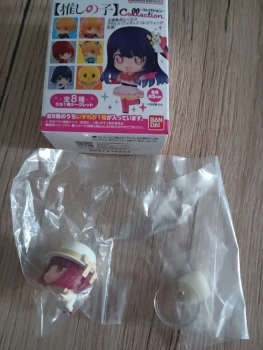 Petite figurine oshi no kana