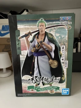 figurine zoro collector