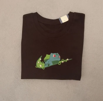 T-shirt Bulbasur Bordada Personalizada Pokemon Anime Camiseta