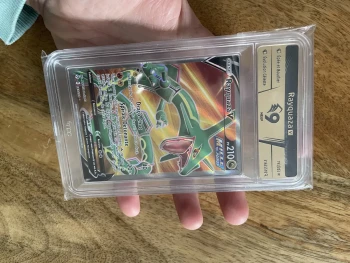 Carte gradé rayquaya