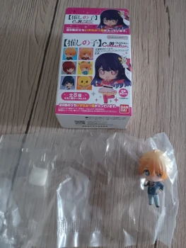 Petite figurine aquamarine oshi no ko