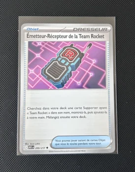 Carte Pokémon - Émetteur-Récepteur de la Team Rocket 209/217 - Héros Transcendants