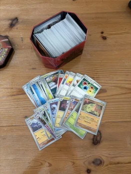 400 cartes Pokémon