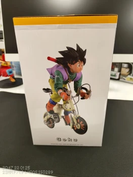 DRAGON BALL Z - Son Goku - Figurine Snap Collection 18cm