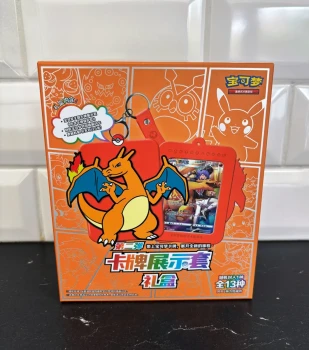 Display Pokemon TCG Dracaufeu Coffret Chinois et Porte-cartes Charizard 26 cartes