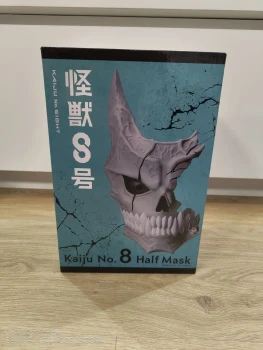 KAIJU NO. 8 - Half Mask - Statuette 29cm