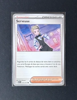 Carte Pokémon - Serveuse 215/217 - Héros Transcendants