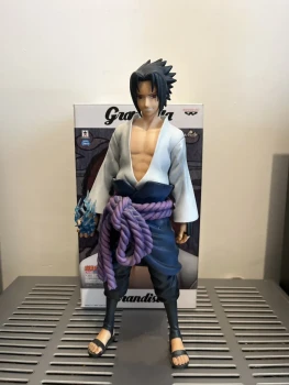 Figurine sasuke