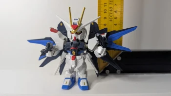[Bandai] Gunpla SD Gundam Strike Freedom