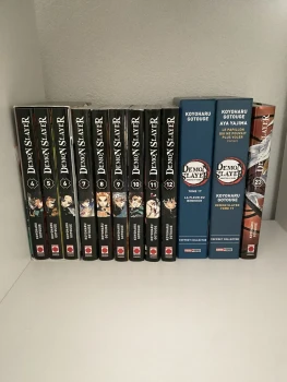 Demon Slayer T.4-12 + T17 et 19 collectors + T.23