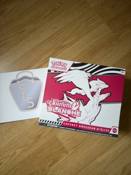 ETB Pokémon, Flamme blanche, EV10.5 en français